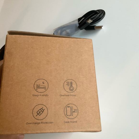 Yootech Wireless Charger,10W Max Wireless Charging Stand,Compatible with iPhone - Picture 5 of 8